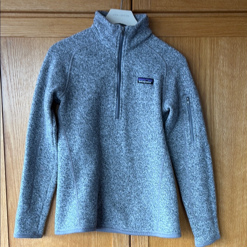 Patagonia Heathered Gray Fleece Pullover